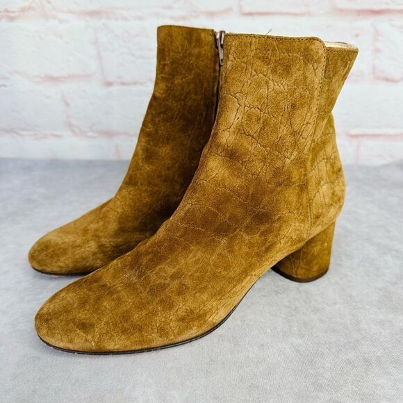 AGL Embossed Suede Block Heel Zip Ankle Boots Italy 36.5 - Picture 1 of 12